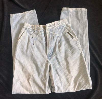 Rocky Mountain Women's Light Blue Herringbone Straight Denim Jeans, Pockets