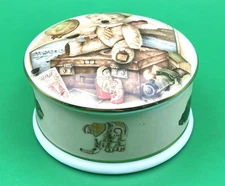 1991 Vintage Teddy Tum Tum Trinket Dish Porcelain Lidded Patrick Lowry England