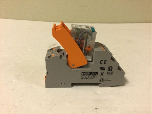 NEW, PHOENIX CONTACT 2900934 RELAY SOCKET WITH 2903677 RELAY 250VAC ...