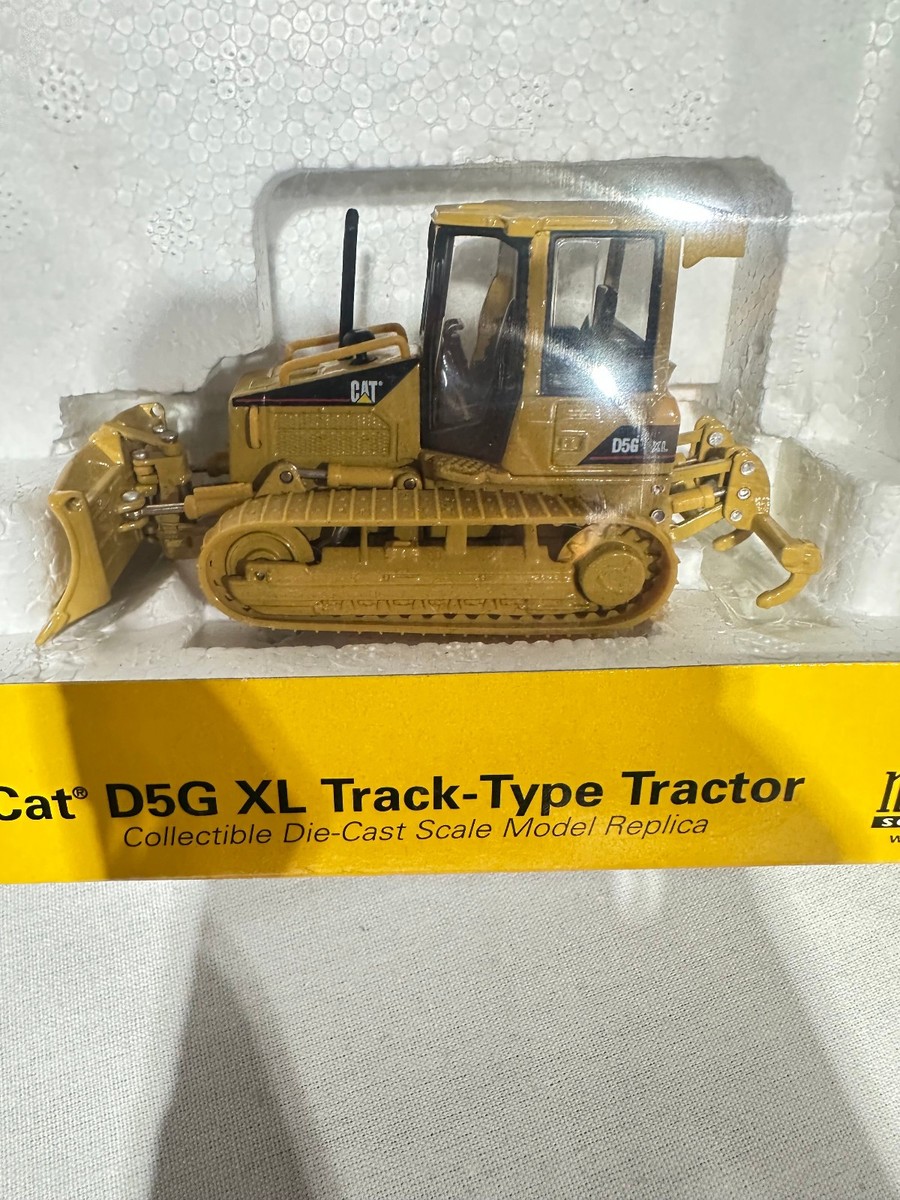 Caterpillar D5G XL Dozer With Blade & Ripper By Norscot 1/50th