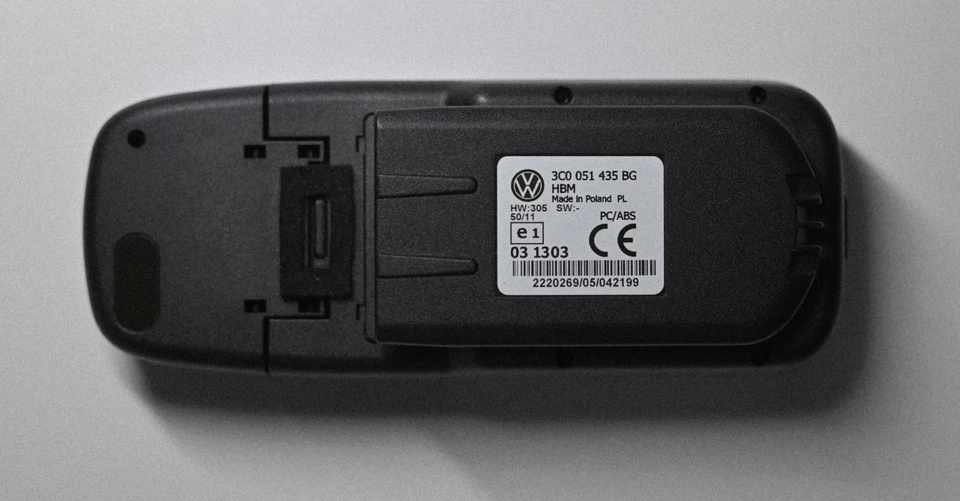 VW ORIGINAL Ladeschale Bluetooth 3C0051435 BG inkl. Nokia 6303ci + 2GB SD Card - Bild 2 von 4