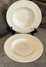 2 Wedgwood Windsor 9” Rimmed Soup Salad Bowls Ivory England Ribs Dots 10 Av Mint