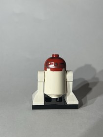 LEGO Star Wars Astromech Droid R4-P22 (Q7-Series) Minifigure &ndash; Genuine LEGO