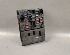 2014 2015 Nissan VERSA NOTE ENGINE ROOM Control Unit iPDM FUSE BOX 284B7 1HR3A