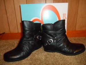 baretraps wedge boots