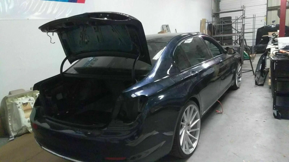 Carcasa termostato refrigerante motor BMW 09-14 750i 750Li F01 F02 OEM ** Foto 4 de 4