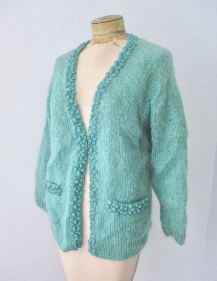 Vtg 50s 60s turquoise blue mohair cardigan sweater plastic flowers pockets M/L - Image 2 of 4