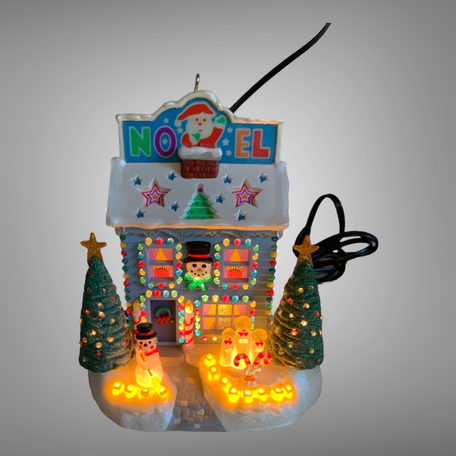 Hallmark Keepsake Ornament Music and Lights Electrical Spectacle 2004