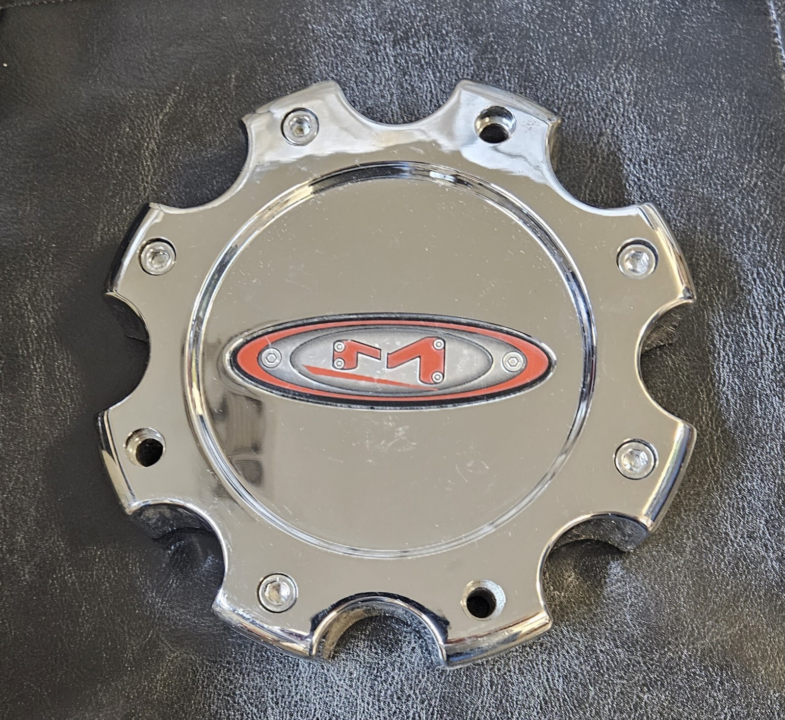 MOTO METAL CENTER CAP RED LOGO 845L170 LG0810-25 CHROME NO SCREWS