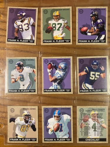 1997 FLEER GOUDEY NFL FOOTBALL SET SAYERS FAVRE EMMIT RANDLE ELWAY TRADING CARDS