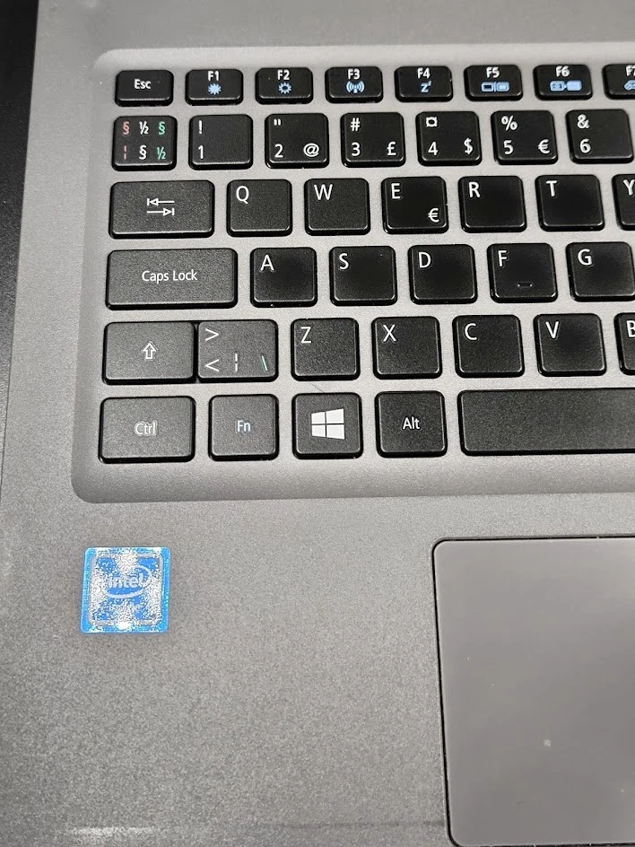 Acer Aspire AO1-431-C4BB Laptop - Working Cosmetic Wear - Image 2 of 4