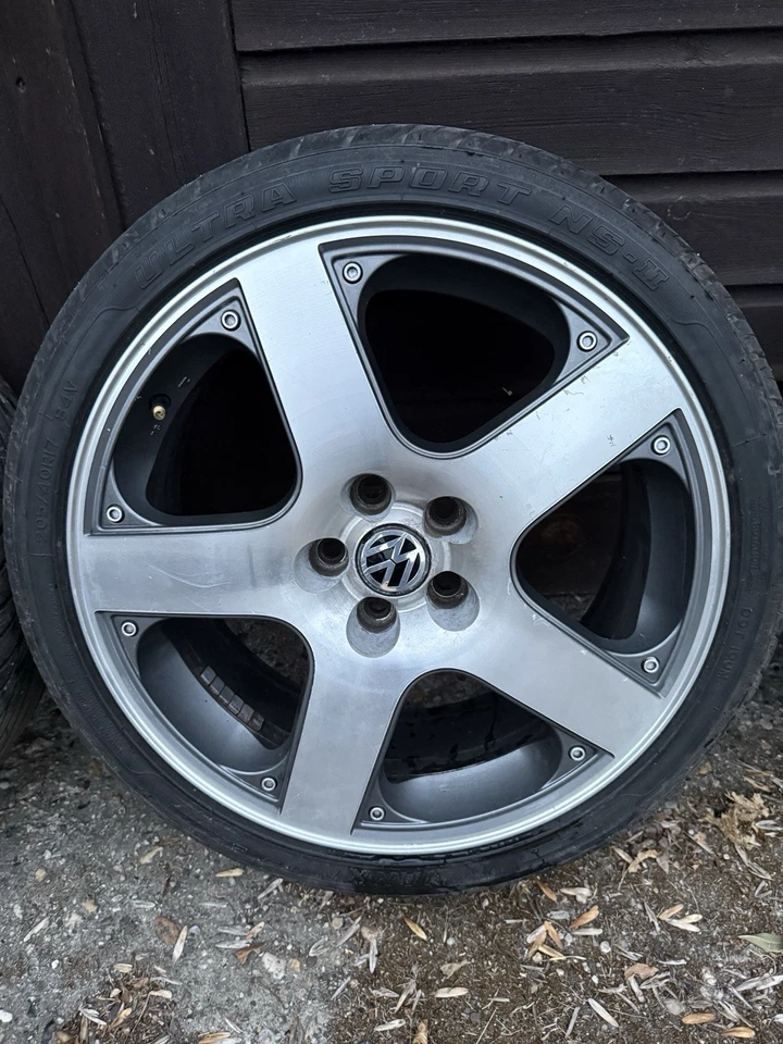 Original VW Santa Monica 17 Zoll Alufelgen mit Nankang Ultra Sport 205/40 R17 - Bild 4 von 4