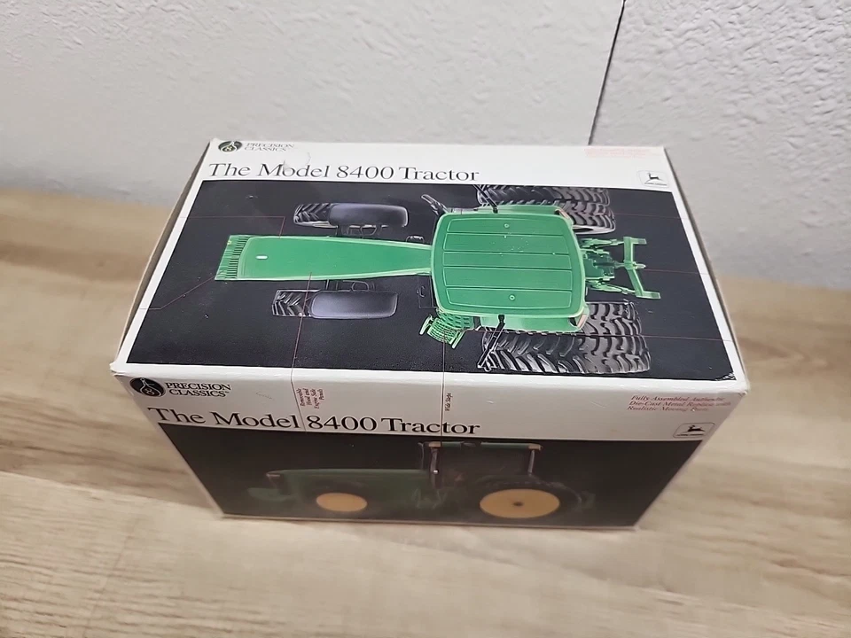 Ertl 1/32 John Deere 8400 Tractor Precision Classic #8 - Image 2 of 4