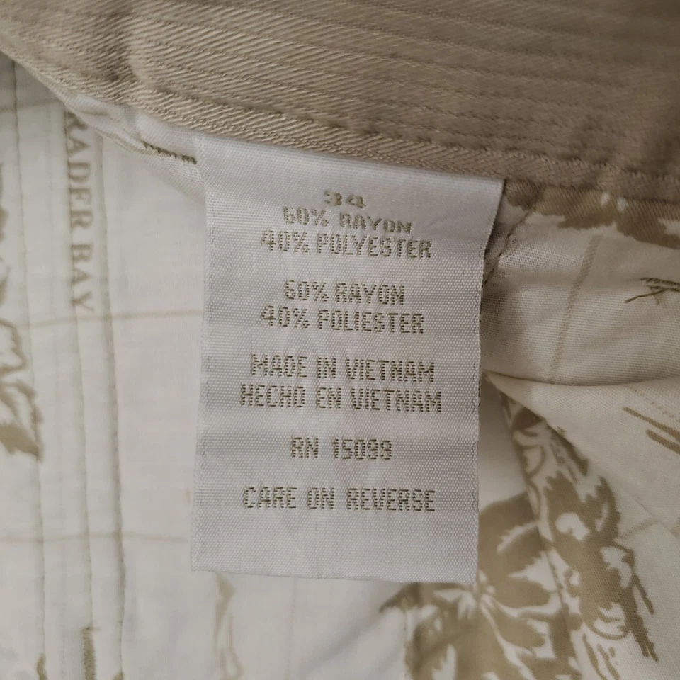 Trader Bay Shorts Mens 34 Khaki Cargo Utility Hike Outdoor Nature Comfort Casual - Image 3 of 4