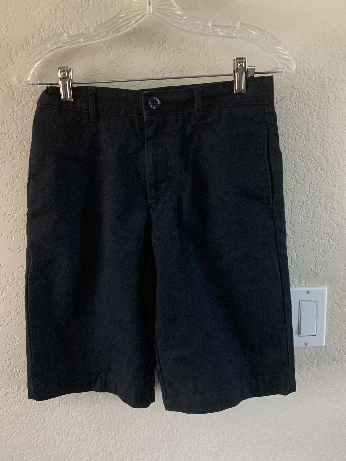 Picture 1 of 6