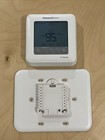 Honeywell Pro Series TH6220U2000 Digital Programmable Thermostat White