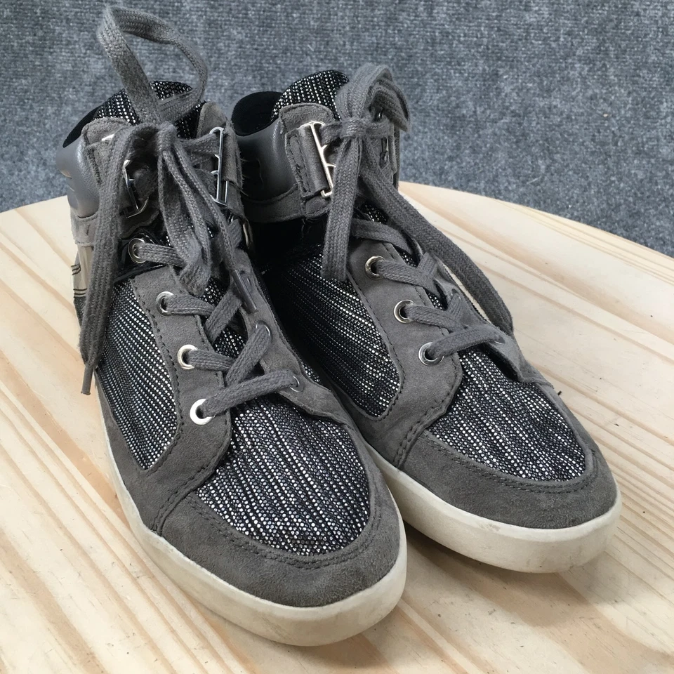 Zapatos CK Calvin Klein para mujer 8,5 Zapatillas altas Gris metálico Gamuza Con cordones Foto 3 de 4