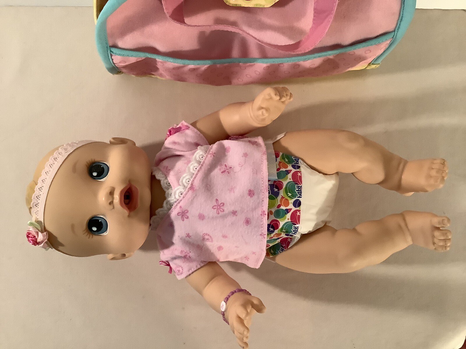 Baby Alive Wets N Wiggles Girl Doll With Diaper Bag All Baby Alive