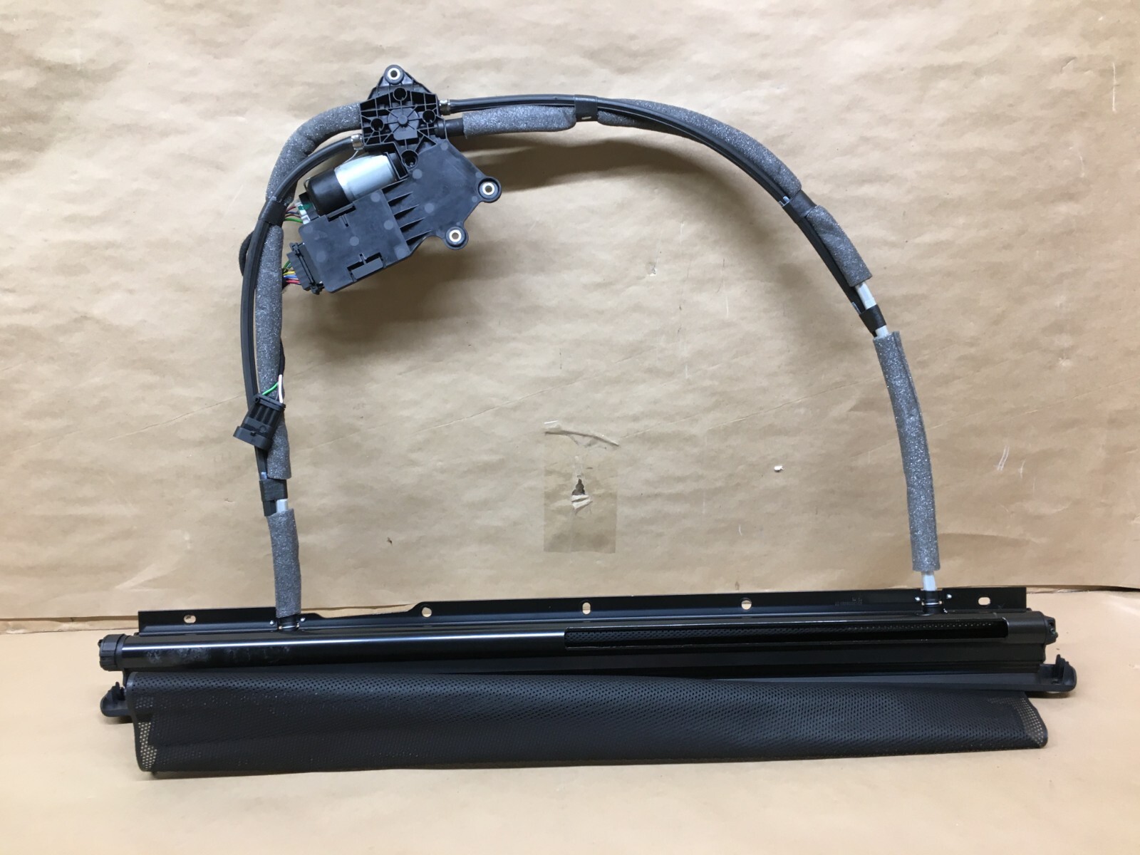 2017-2020 Maserati Quattroporte Rear Left LH Sunshade Solar Protective Shade OEM