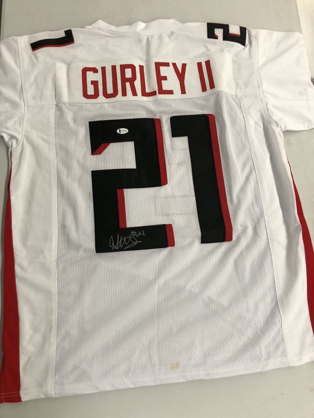 Todd Gurley Autographed Signed Atlanta Falcons White Framing Jersey (Beckett COA) 