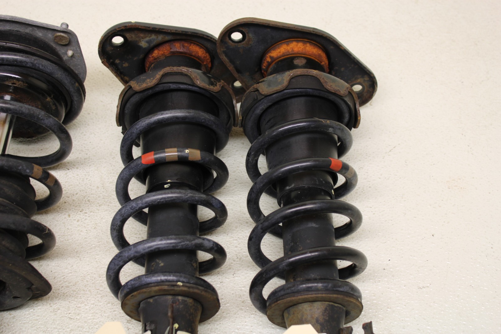 Spring Struts Mini Cooper Clubman S Struts W/ Springs Shocks Suspension R55 Oem 2008 ...