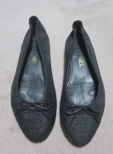 Chanel Women's CC Cap Ballerina Flats Size 38