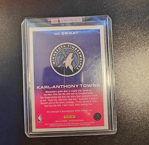 Karl Anthony Towns Recon 21-22 Auto #/75 - Foto 2 di 2