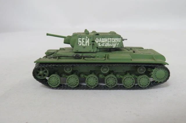 Hobby Master - Soviet Russian KV-1 Heavy Tank - 1:72 Diecast Tank (EX) - Image 2 of 4