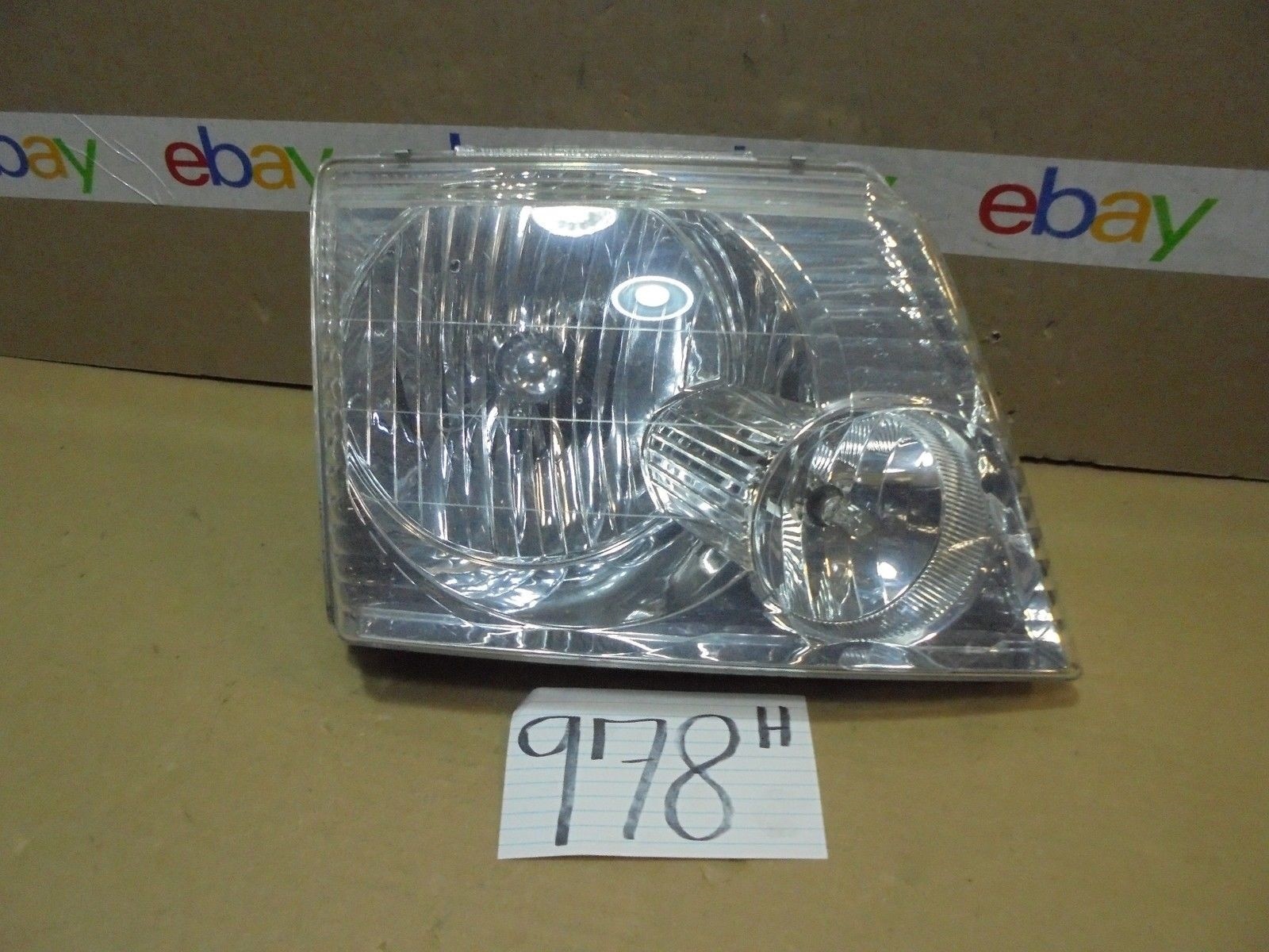 02 03 04 05 Ford Explorer PASSENGER Side Headlight Used front Lamp #978-H