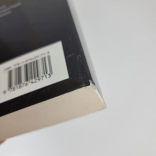 2 x Macquarie Budget Thesaurus & Macquarie Little Thesaurus Mini Paperback 2009 - Picture 10 of 16