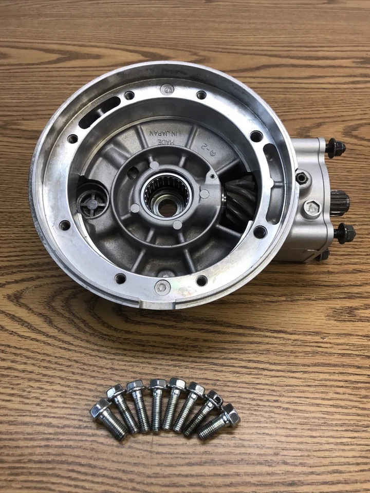 ДЕТАЛЬ КОРПУСА ПОСЛЕДНЕЙ ПЕРЕДАЧИ KAWASAKI VULCAN 750 1986-2006 NO 11021-1066-7J - Изображение 3 из 4