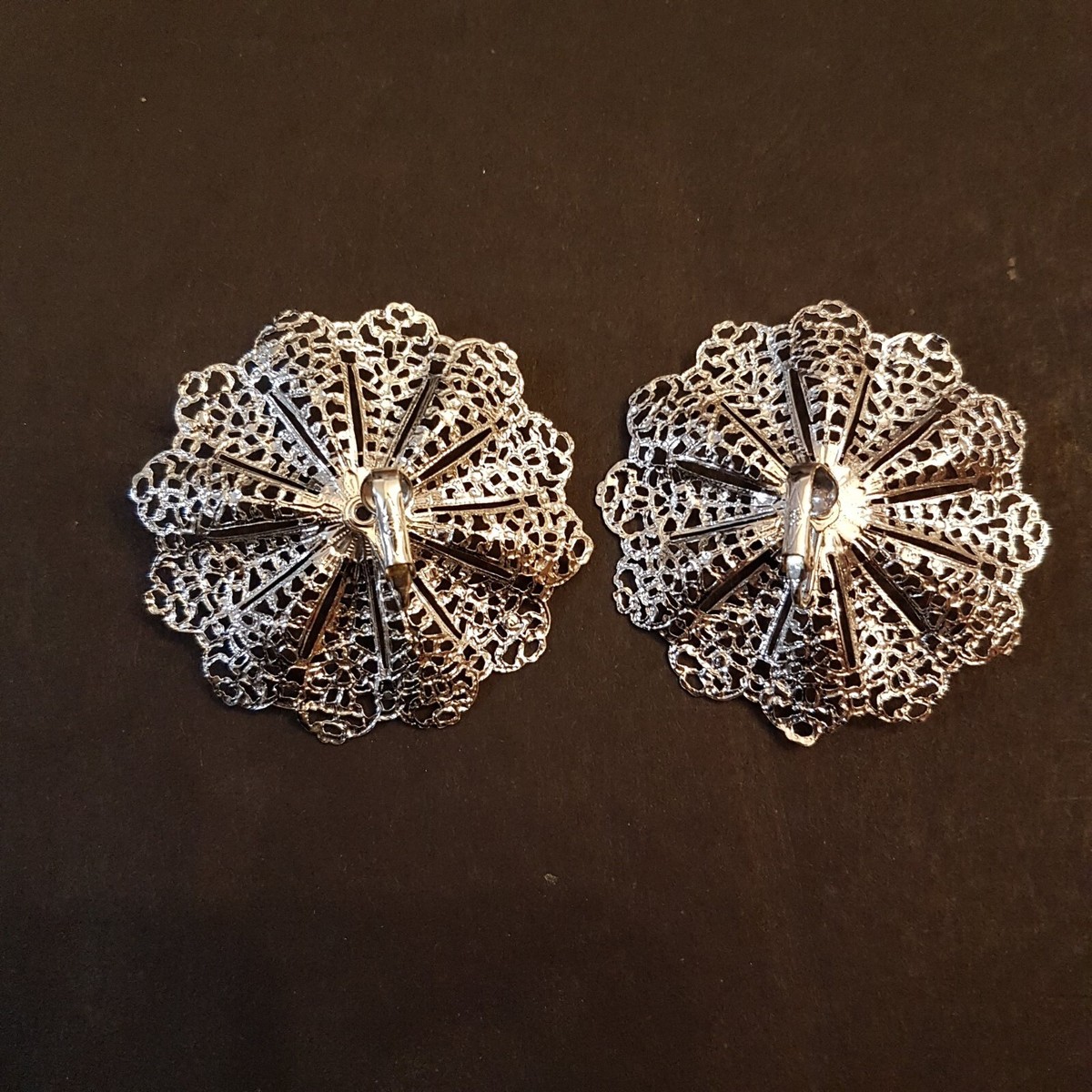 Sarah Coventry Fan-Fare Earrings Clip-On Silver Tone Filigree Flower VTG 1959 View 2