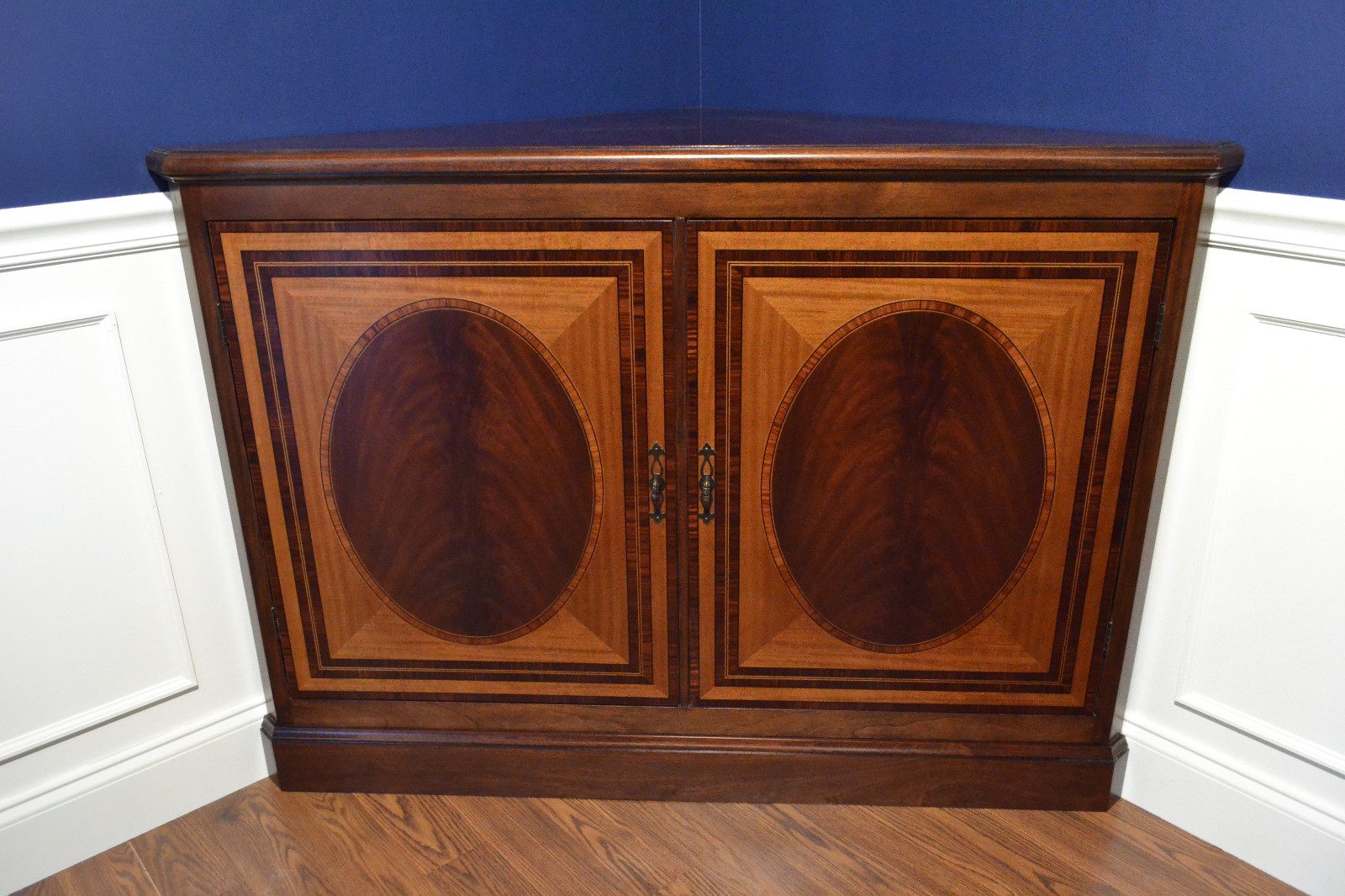 Leighton Hall Traditional Mahogany Two Door Corner Buffet Credenza Cabinet 