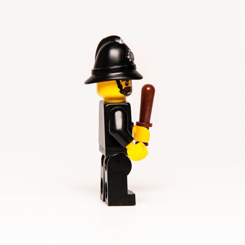 New LEGO CMF Minifigure 71002 Series 11 - Police Constable (col11-15) col177 - Picture 2 of 6