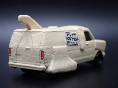 1993 93 FORD ECONOLINE MUTT CUTS VAN DUMB & DUMBER MASSSTAB 1:64 DIECAST MODELLAUTO - Bild 8 von 8