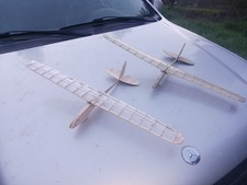 Sparrow Glider, para vuelo gratis o conversión RC. 26" envergadura, listo para volar