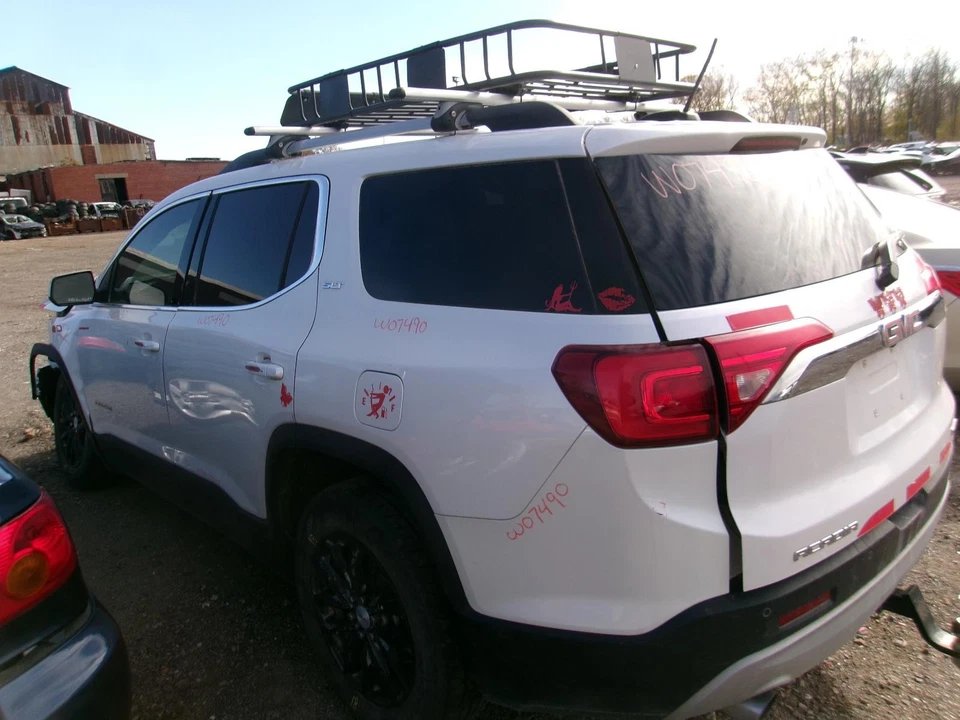 Used Serial Data Gateway Module fits: 2018 Gmc Acadia Network Gateway dash mount - Image 3 of 4