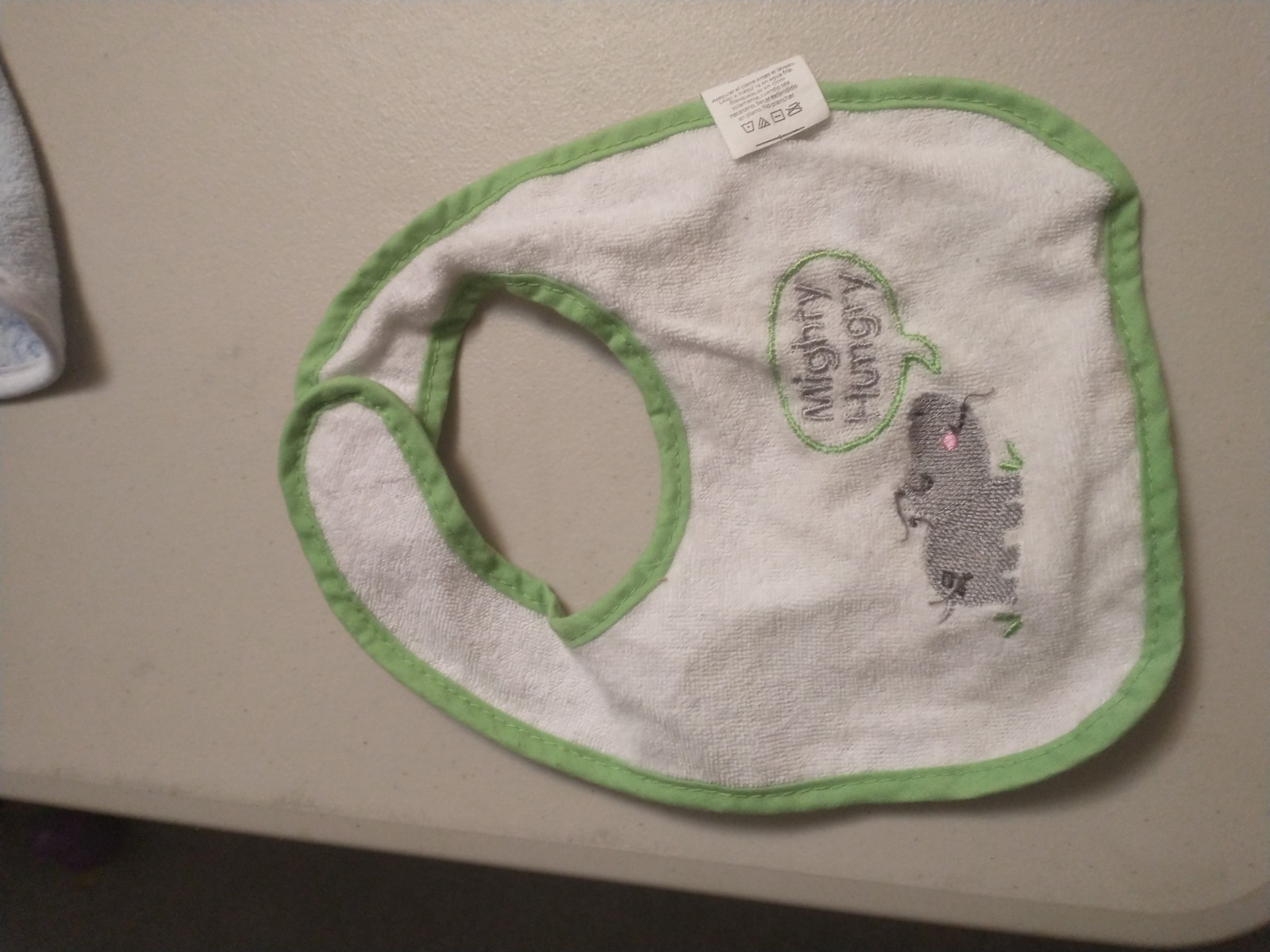 lot of 11 baby bibs some Neat Solutions cats rabbits bears ballons beach rainbow