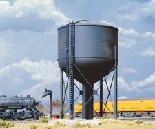 Walthers Cornerstone HO Scale Steel Water Tank Kit 933-3043