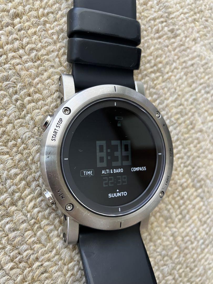 SUUNTO Core Brushed Steel Direction Altitude Water depth SUUNTO Core Brushed Steel Direction Altitude Water depth