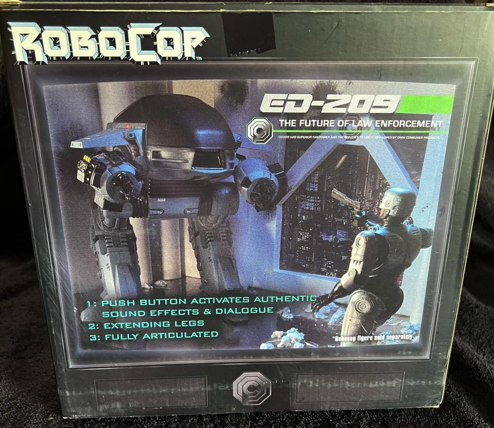 ROBOCOP & ED-209 • OCP STANDOFF • NECA ROBOCOP SERIES - Image 2 of 4