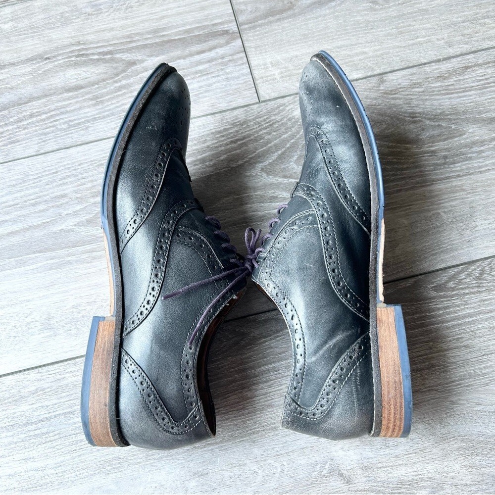 Hush Puppies Black Distressed Leather Wingtips Oxfords Size  display picture 2