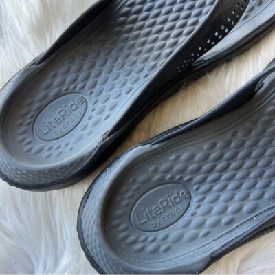 Crocs Rubber Brand New Without Tags Sandals Flip Flops | eBay display picture 3