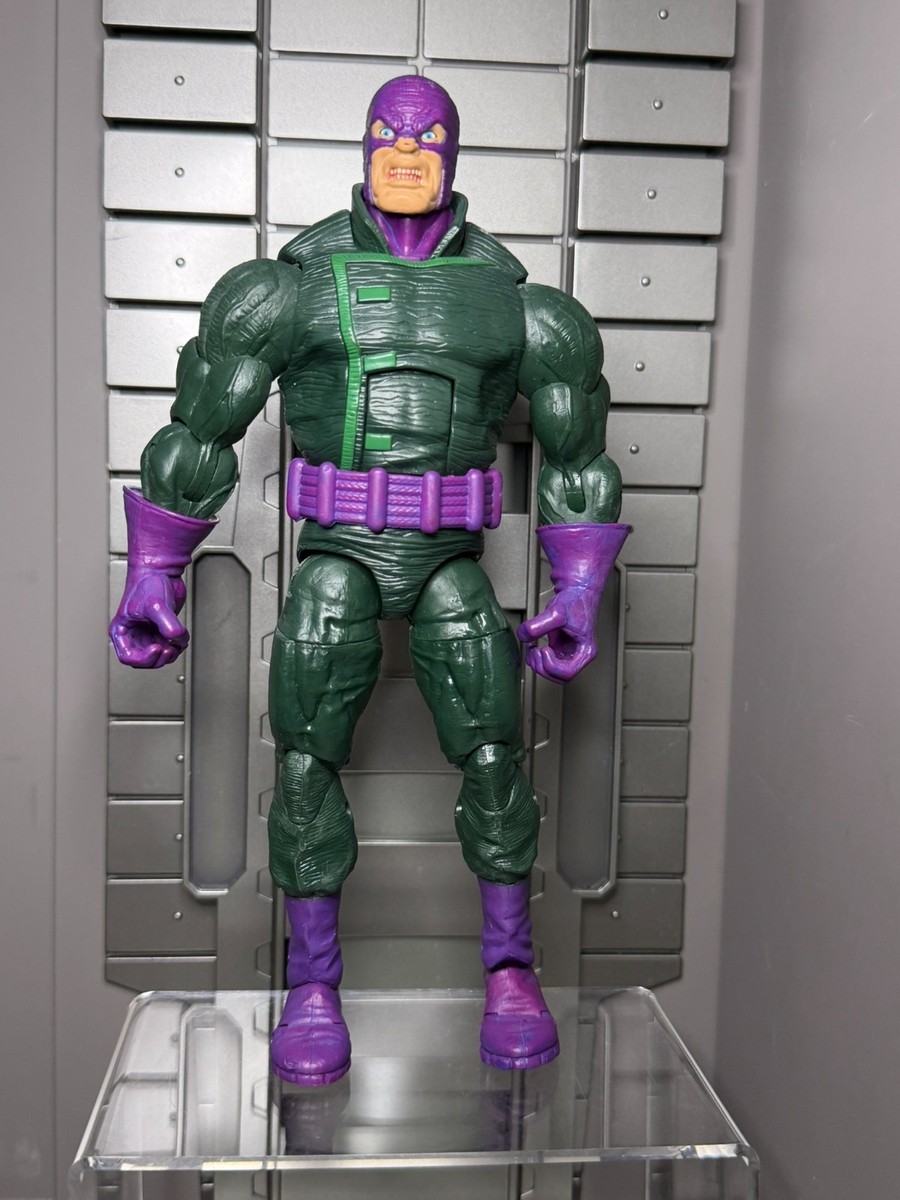 Marvel Legends Wrecker 6