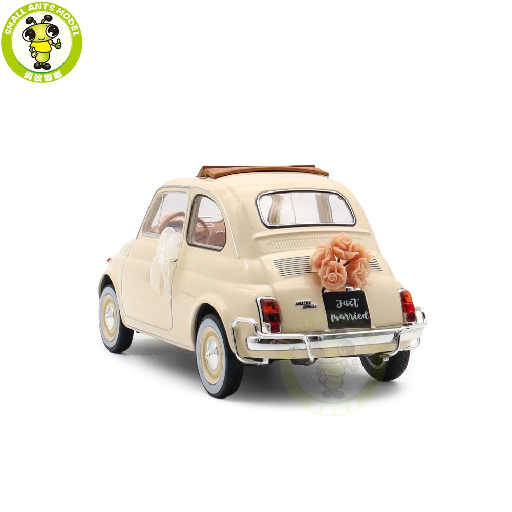 FIAT 500 ミニカーとFIAT 500置時計セット オフホワイト　レトロ 1/18 Fiat 500 L 1968 Norev 187780 Ivory Wedding Gift Diecast Model