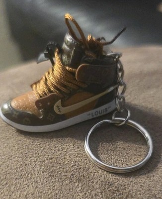 DSK GLBL Nike Air Jordan x Louis 3D mini sneaker keyring W/box. HB1-95