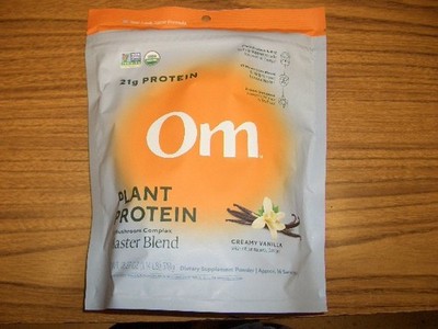 Om Plant Protein 10 Mushroom Complex Master Blend Creamy Vanilla 18.27 oz  10/27