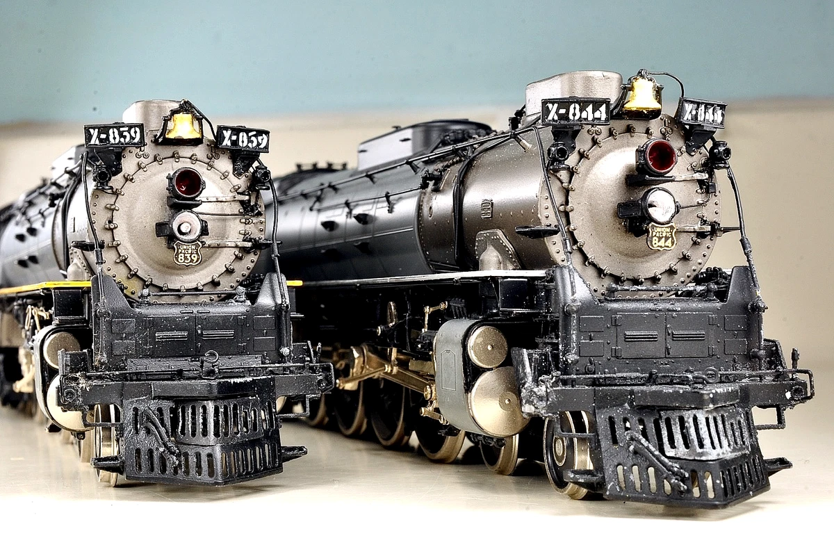 TRAIN JOUEF HO LOCOMOTIVE PACIFIC 231C 60 N° 8260 ? - A REPARER To