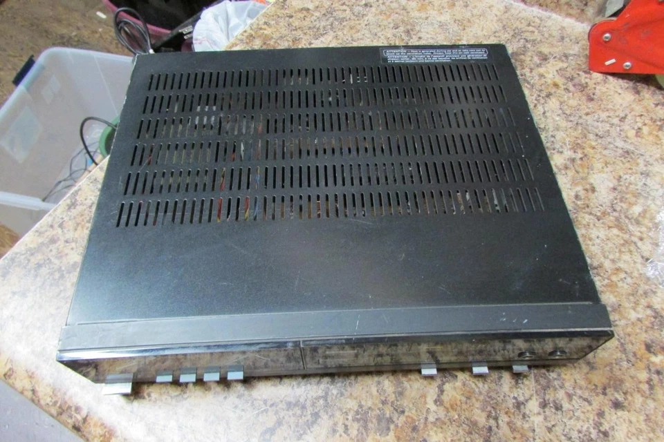 Amplificador/amplificador estéreo Hitachi vintage modelo HA-MD10 Foto 4 de 4