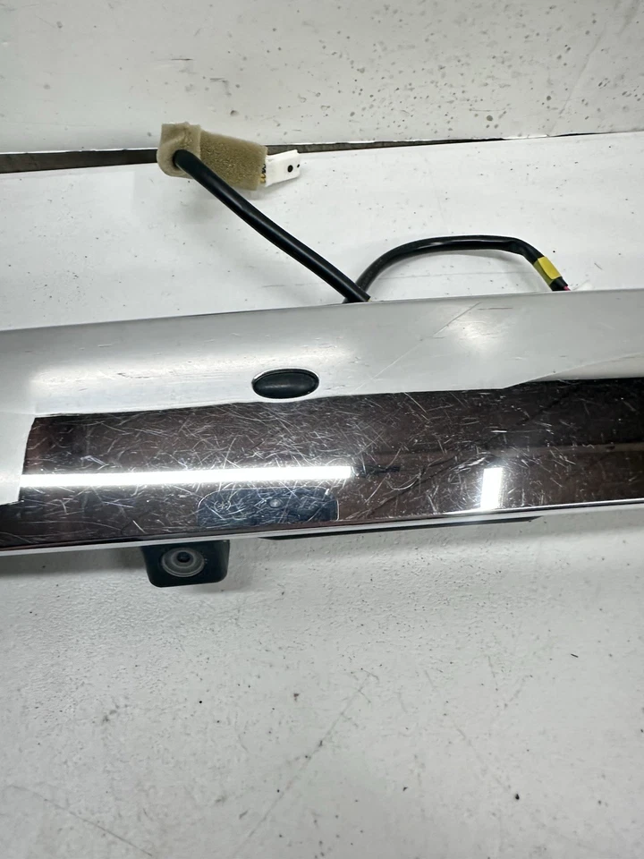 11-13 Nissan Rogue Hatch Liftgate Tailgate Camera Trim Molding Release OEM T16 - Image 4 of 4